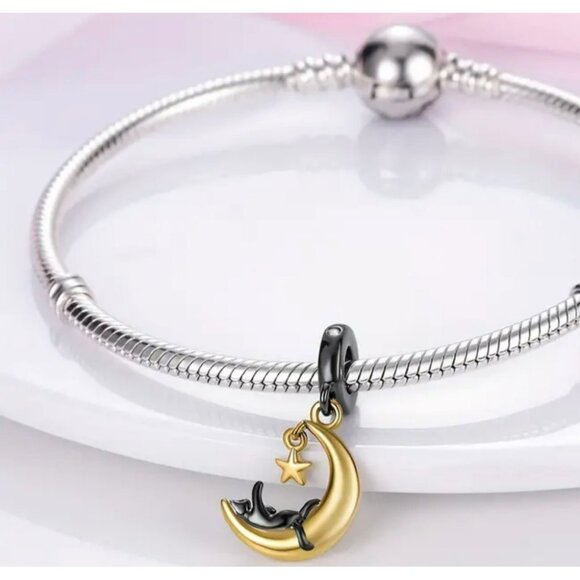 NWT Cat On The Moon Charm Black, Gold For Bracelet - Picture 4 of 5